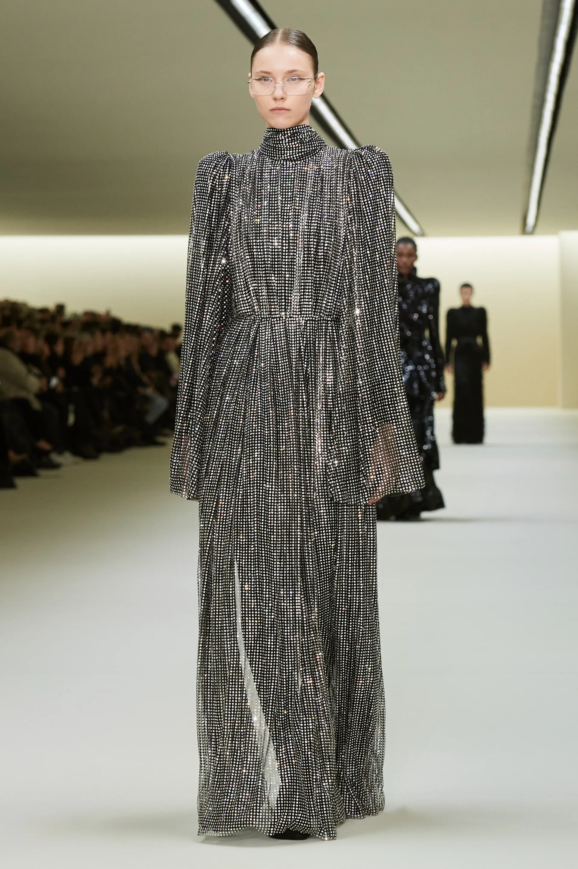 00052 Balenciaga осінь 2023 Ready to Wear Credit Gorunway