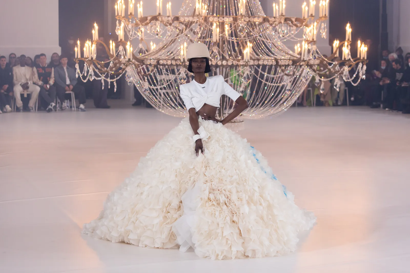 Бренд Одягу Off White Унікальне Бачення