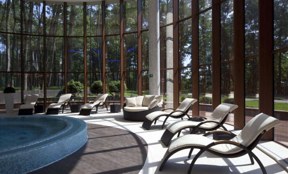 Готелі у Варшаві