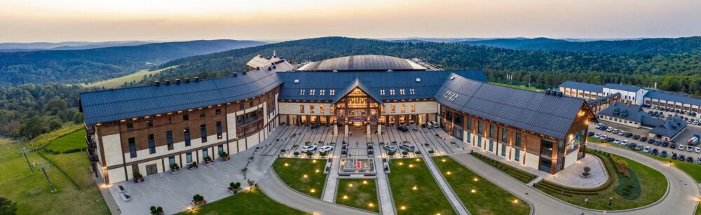 Який готель у горах обрати