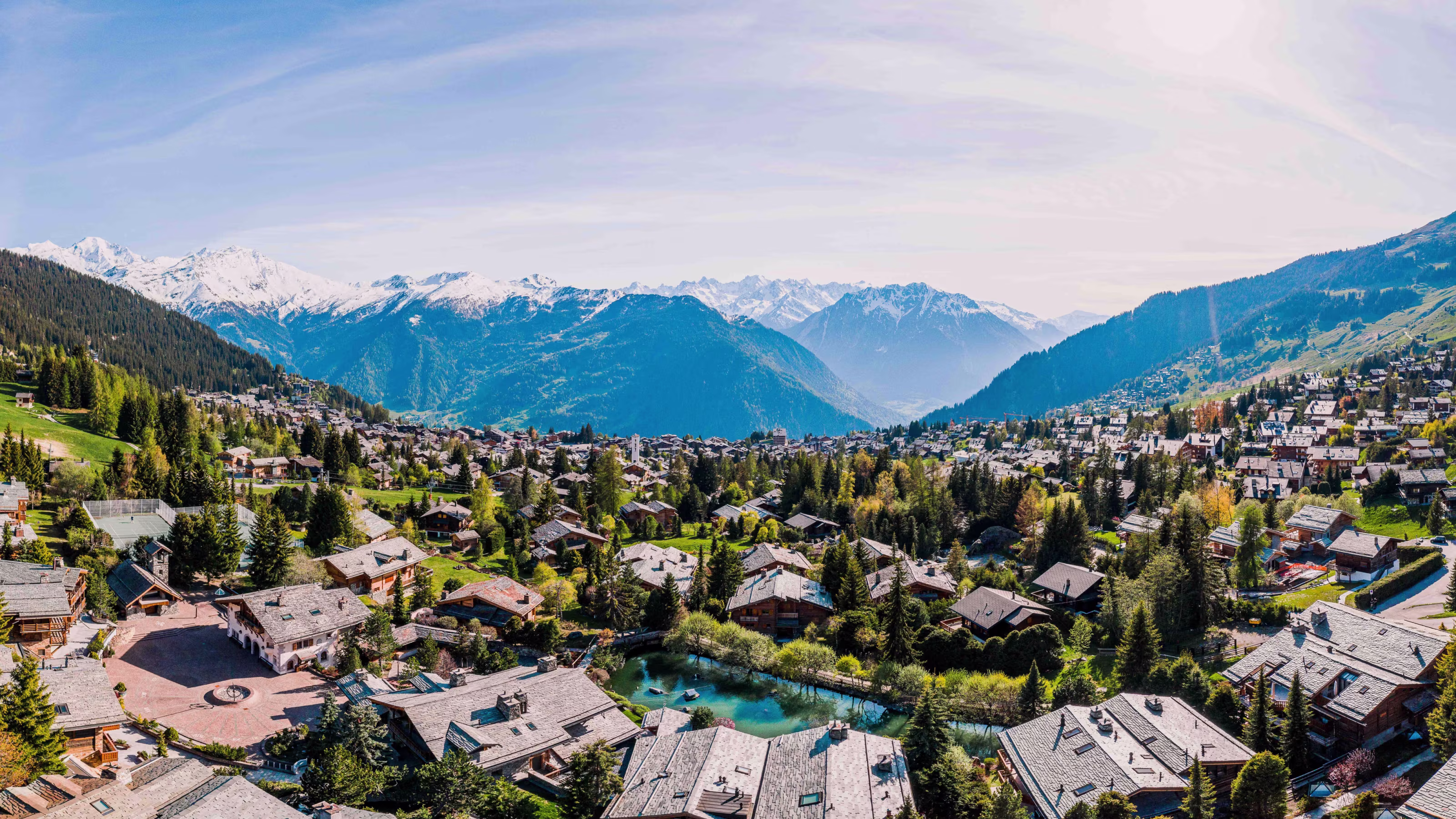 Куди мільярдери їздять кататися на лижах Verbier