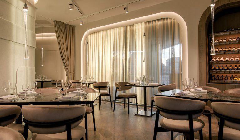 Розкішні ресторани у Вроцлаві Мєндзи Мостами