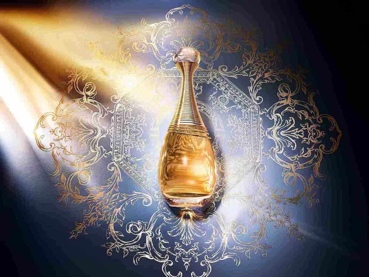 Найпривабливіший аромат, який може носити жінка Dior