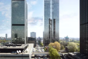 Roma Tower Novii Khmarochos Na Tserkovnii Diliantsi V Tsentr