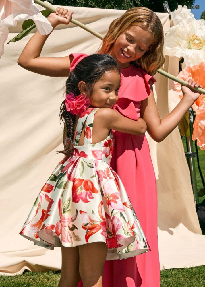 Розкішна дитяча мода