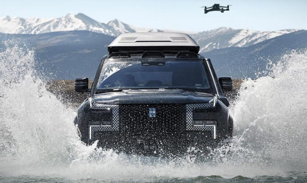 Розкішний електромобіль