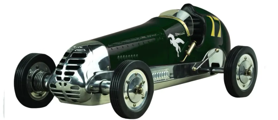 Що подарувати чоловікові на 40-річчя Model