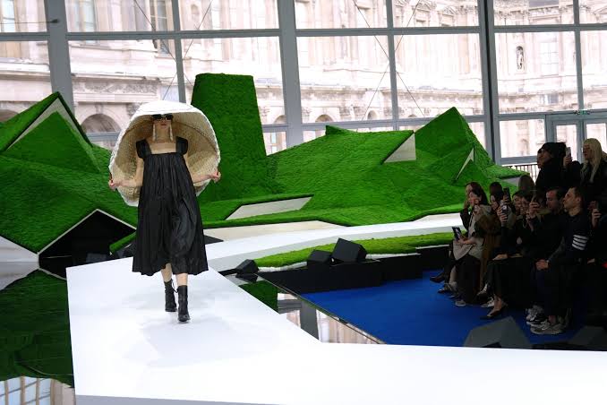 Зимовий показ Louis Vuitton